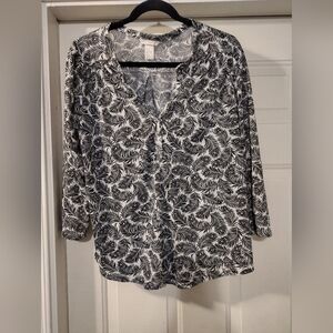 H&M Women's Black & White Peacock Feather Print Blouse